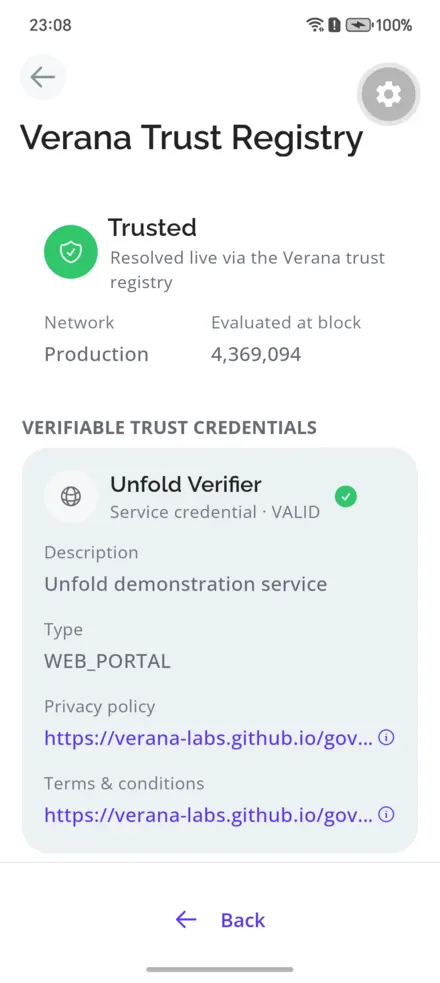 The trust dossier: credentials and chain